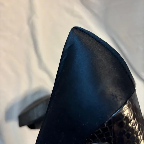 Tory Burch Peep Toe Heels + Dust Bag 6.5 Black - Picture 6 of 16